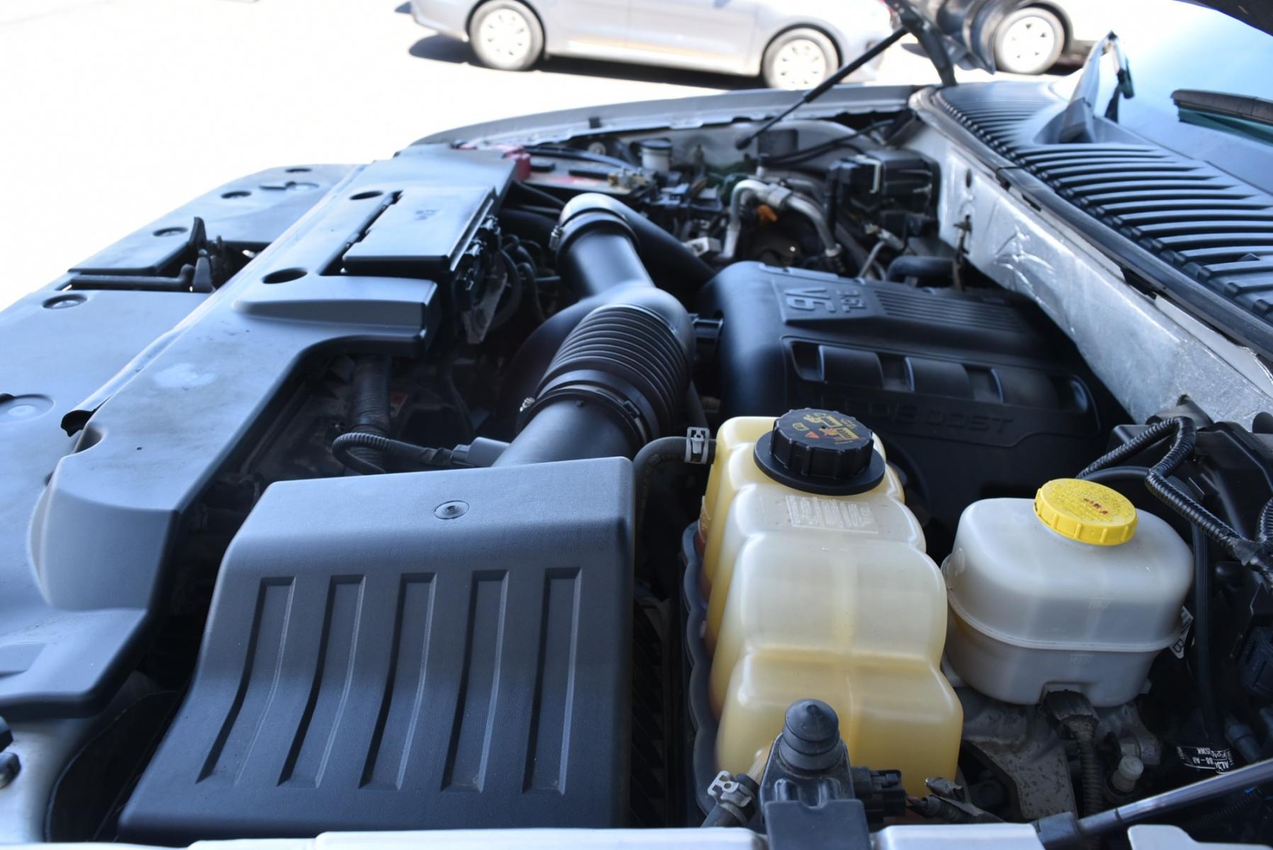 2016 Silver /Black Ford Expedition XL (1FMJU1GT0GE) with an 3.5L Twin Turbo V6 engine, 6-Speed Automatic w/ OD transmission, located at 1600 E Hwy 44, Rapid City, SD, 57703, (605) 716-7878, 44.070232, -103.171410 - Photo #32